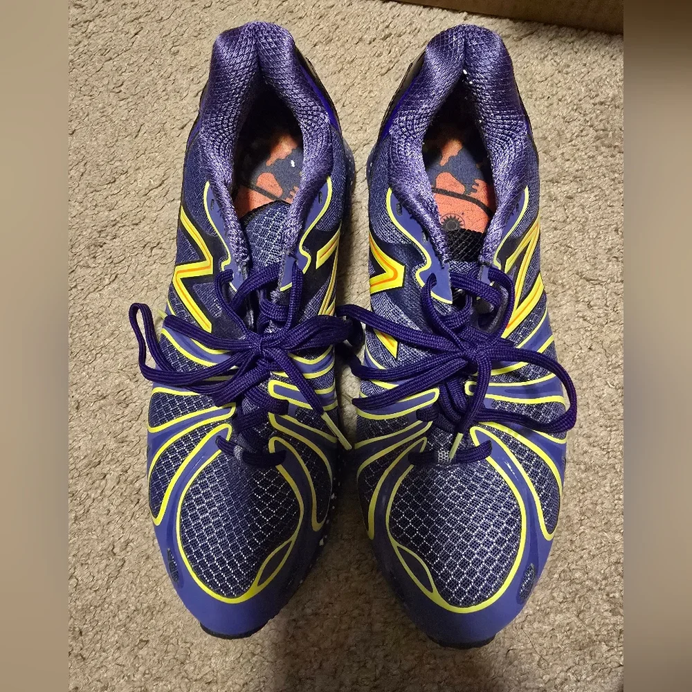 New Balance - Picture 1 of 4